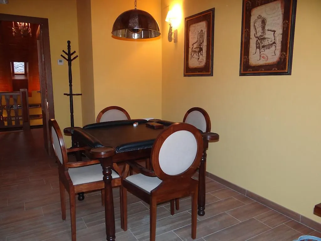 Alba D'Esteve. Casa Rural Espot