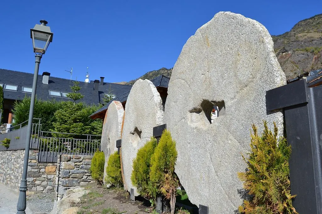 Alba D'Esteve. Casa Rural Espot España